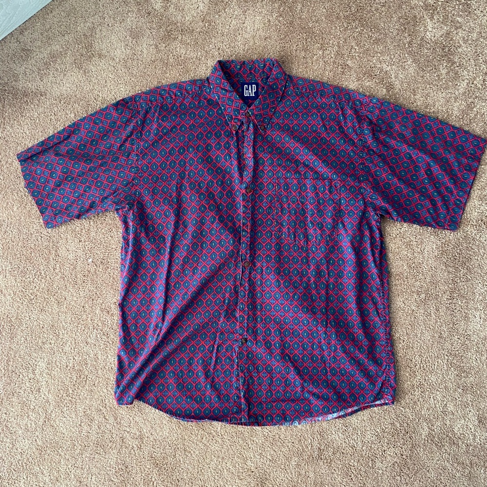 Patterned Gap Button Up Shirt